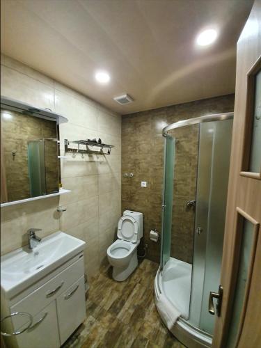 5 Rooms near 300 Aragveli metro station