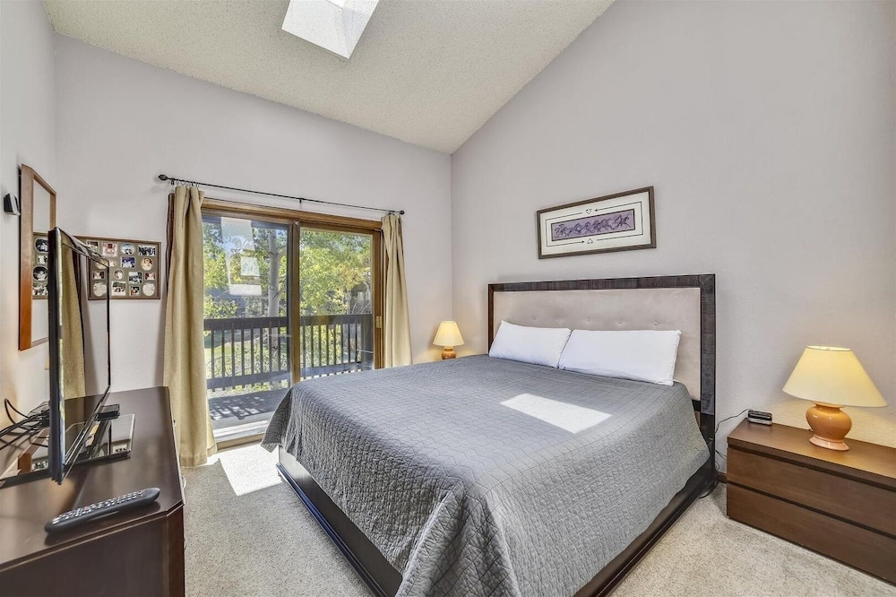Meadowview 103D - photo 2