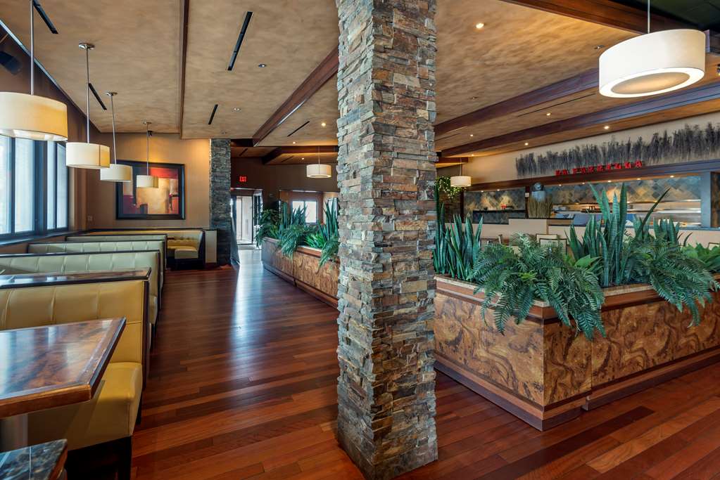 Best Western Plus Oswego Hotel and Conference Center - photo 18