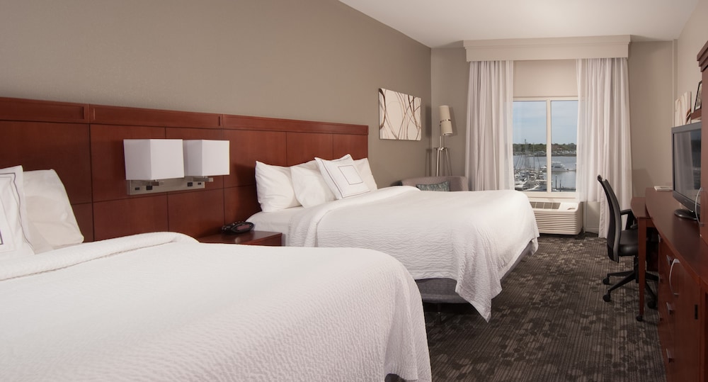 Courtyard Charleston Waterfront by Marriott - photo 6