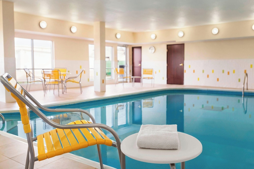 Fairfield Inn & Suites Mankato - photo 16