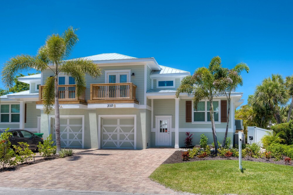 Key Lime Cottage — 4-Star Luxury Hotel in Holmes Beach, United States