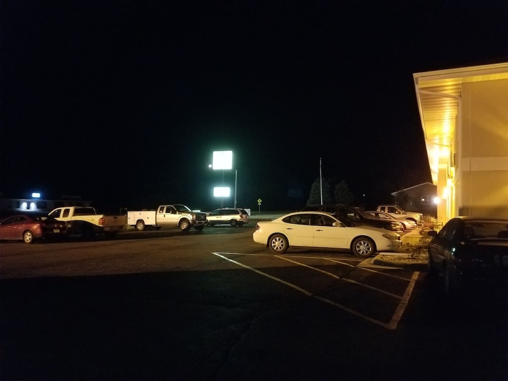Bilmar Inn & Suites Dell Rapids Near Sioux Falls - photo 180