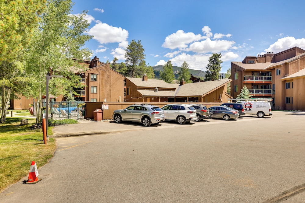 Keystone Condo on Shuttle Line 1 Mi to Resort - photo 18