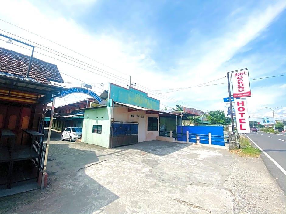 Hotel Gerung 1 Near Alun Alun Nganjuk Mitra Reddoorz — Nganjuk
