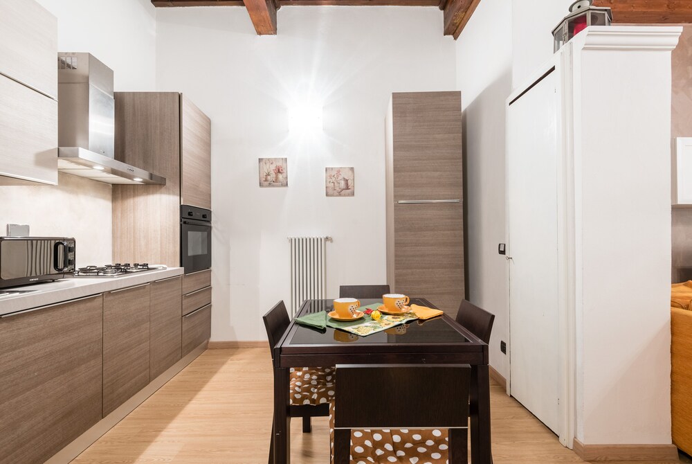Ghibellina 22 Apartment — 4-Star Luxury Hotel in Florence, Italy