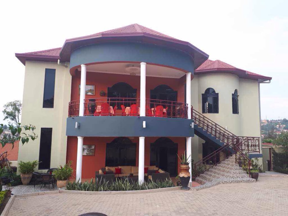 Klala Suites - carbon neutral hotel in Kigali