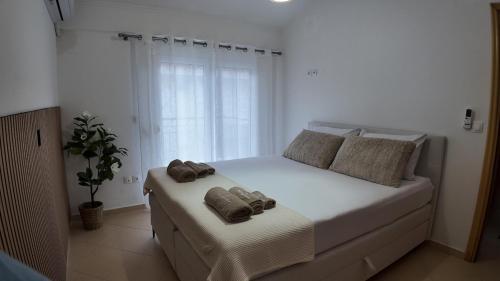 Apartment Las 2 — 4-Star Luxury Hotel in Magoula, Greece