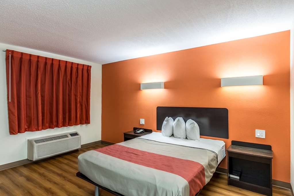 Motel 6 New Brunswick - photo 7