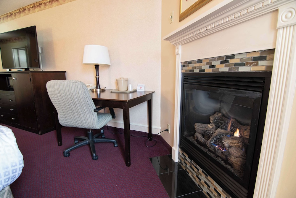 Fireside Inn & Suites Portland - photo 26