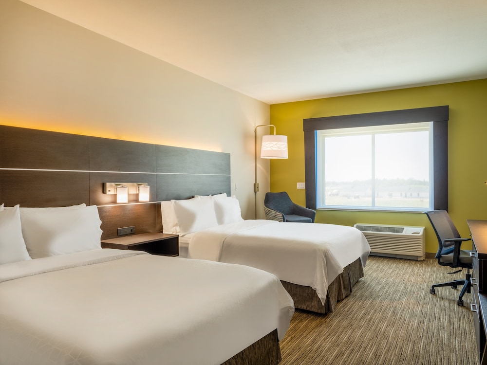 Holiday Inn Express & Suites Watertown by IHG - photo 11