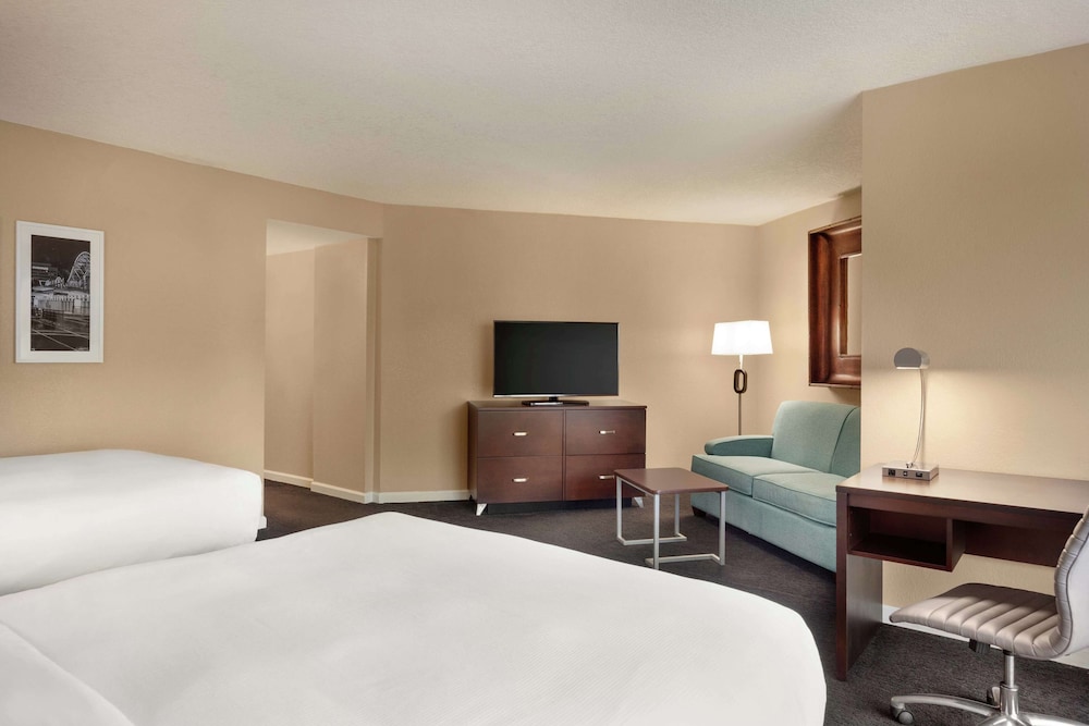 DoubleTree by Hilton Hotel Orlando Downtown - photo 34