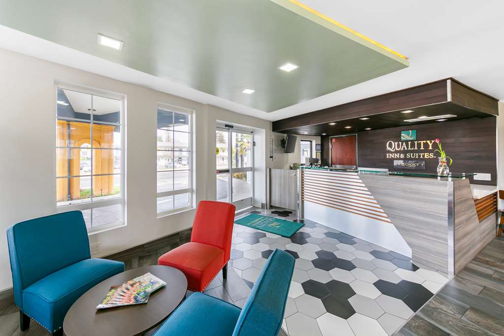 Quality Inn & Suites Sacramento Downtown Area - photo 3