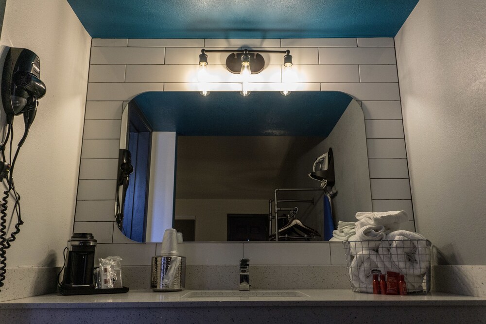 Downtown Phoenix Hotel - photo 25