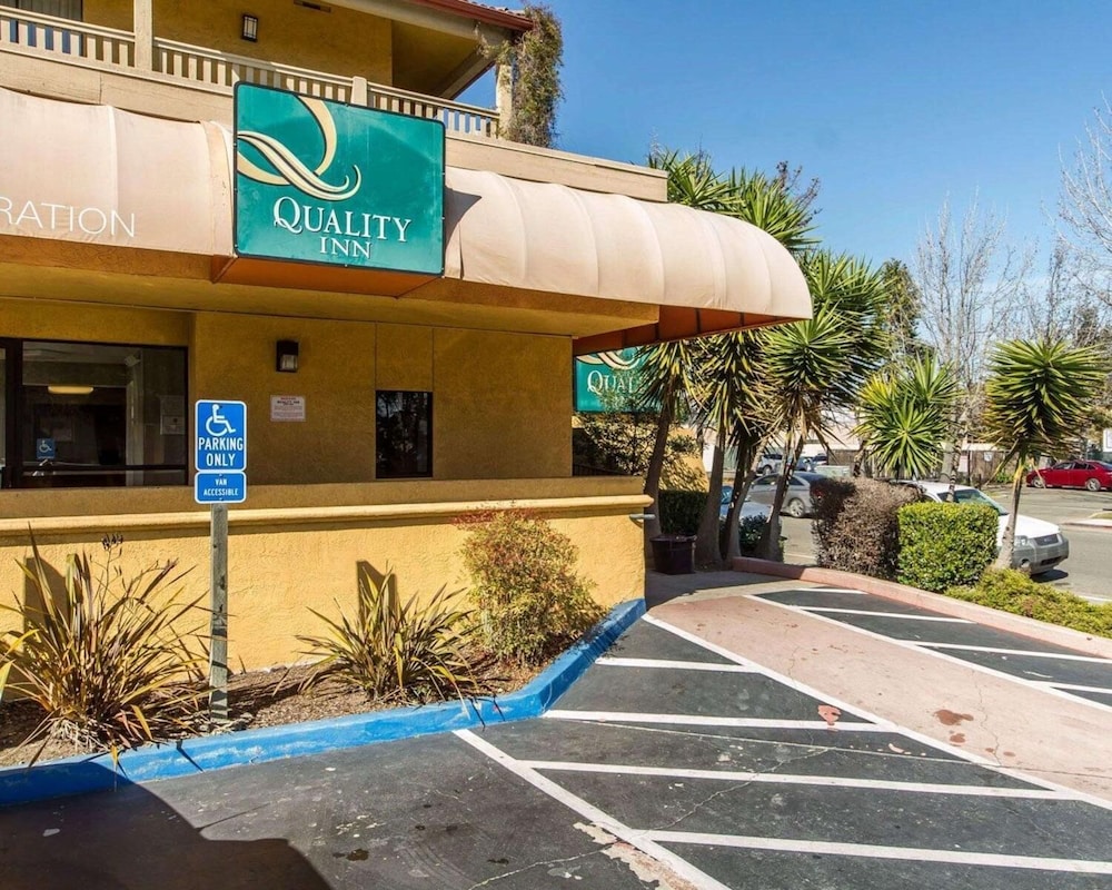 Quality Inn Oakland - photo 3