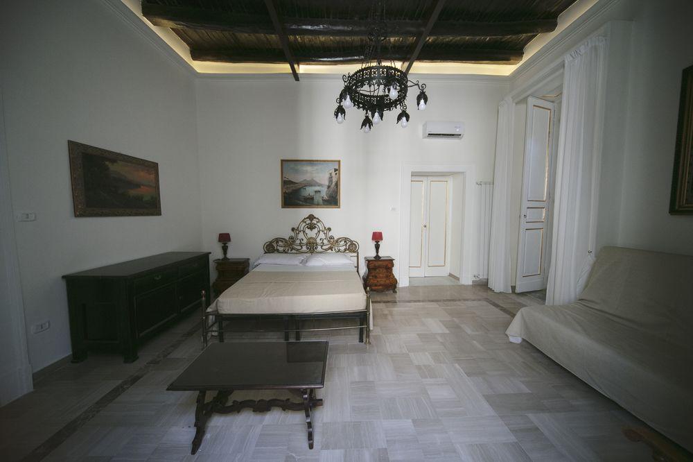 Area Angioina Suites - last minute hotel in Naples