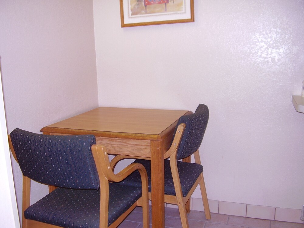Vacation Inn Phoenix - photo 24