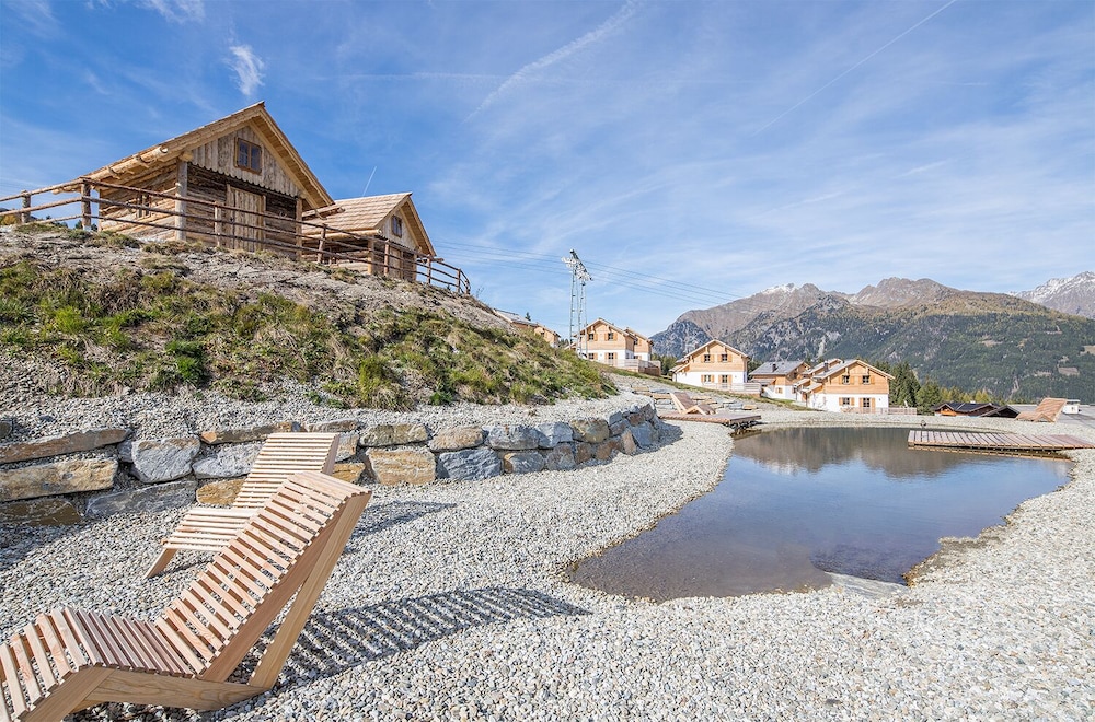Chaletdorf Fanningberg — 4-Star Luxury Hotel in Tweng, Austria