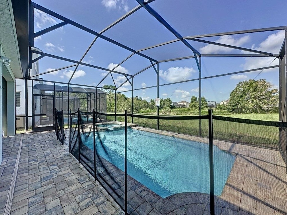Luxury 6 Bed Villa With Pool spa In Solara Resort 6 Bedroom Villa by RedAwning - photo 55