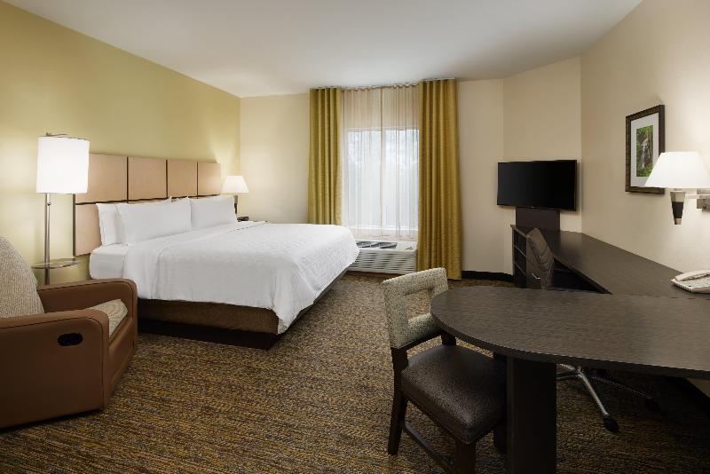 Candlewood Suites Valdosta - photo 20