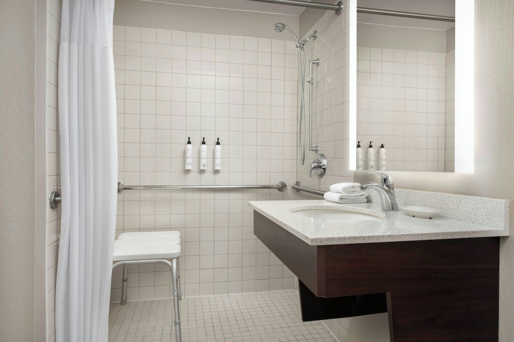 SpringHill Suites by Marriott Atlanta Buckhead - photo 11