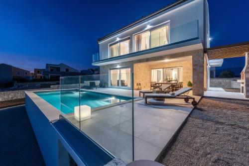Villa Olea luxury retreat with nature blend — 5-Star Luxury Hotel in Novalja, Croatia