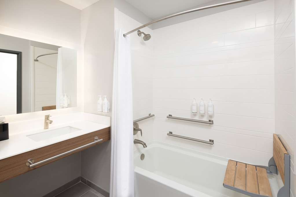 Microtel Inn & Suites by Wyndham Macedon - photo 36