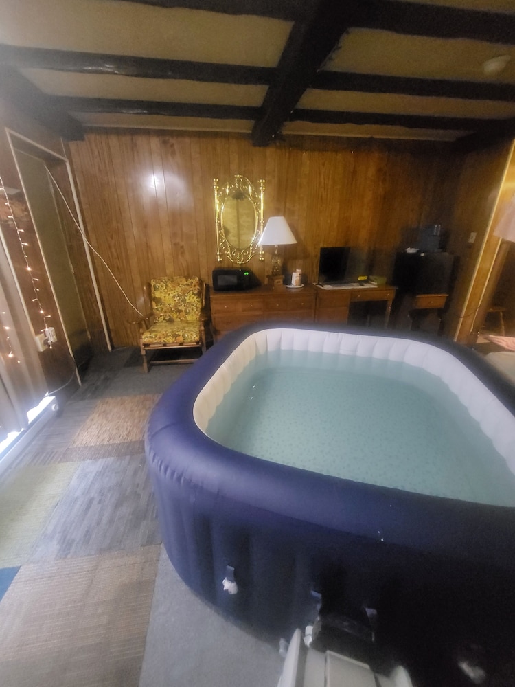 Pocono Mountains Hotel and Spa - photo 42
