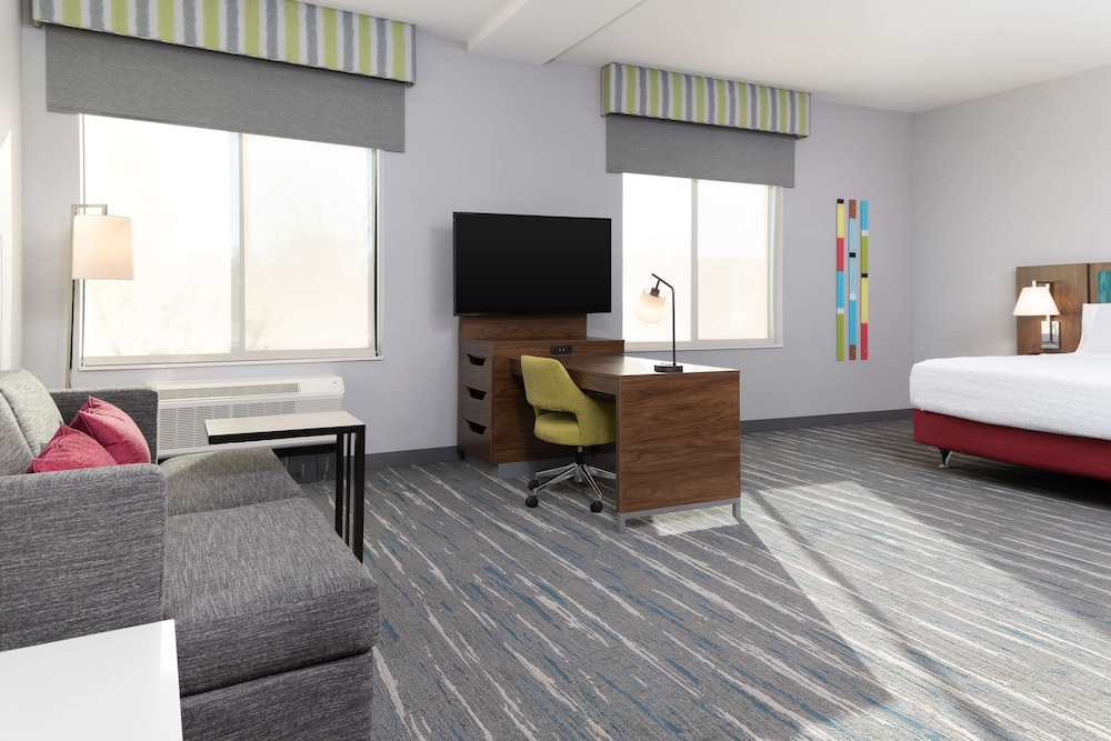 Hampton Inn & Suites by Hilton Santa Rosa Sonoma Wine Country - photo 23