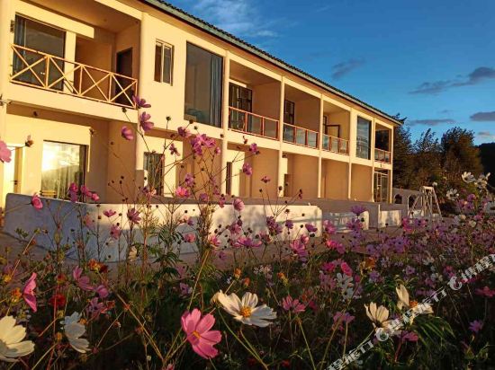 Darwin inn in Yanjing, People's Republic of China