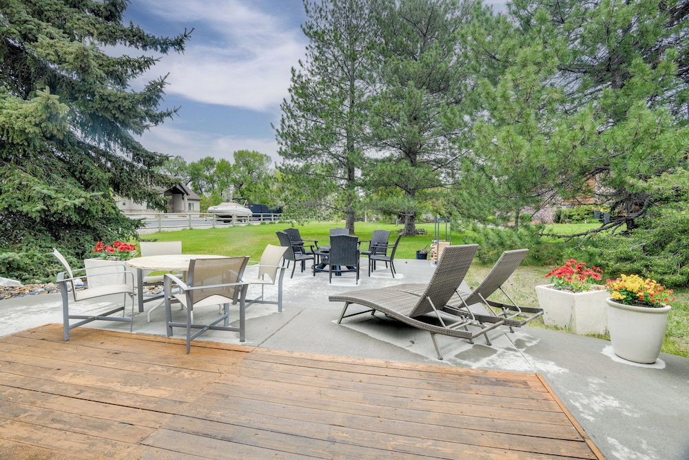 11 Mi to Bear World: Riverfront Getaway in Rigby — hotel in Rigby