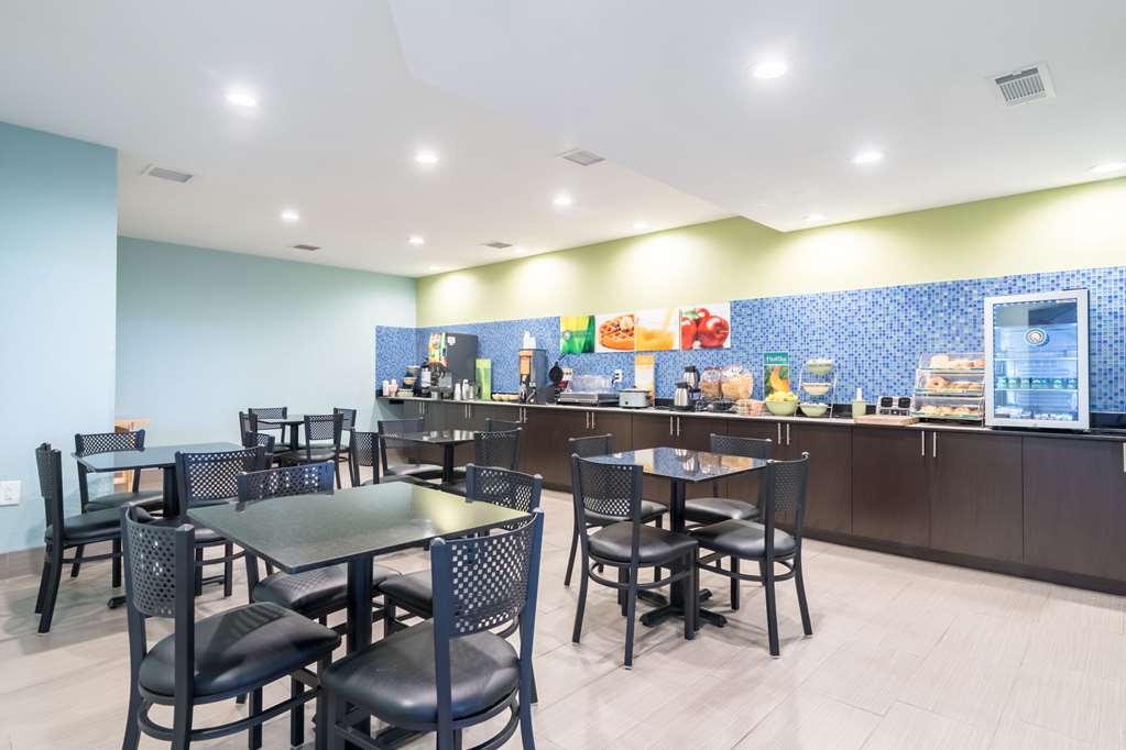 Quality Inn & Suites Alma I 40 - photo 38