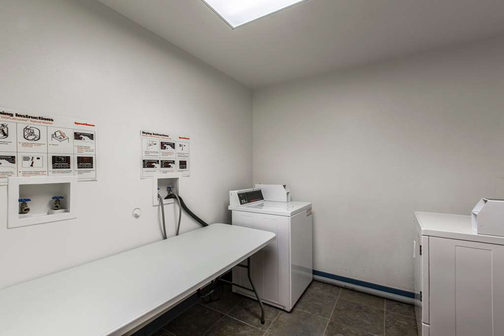 Motel 6 Baraboo WI Lake Delton - photo 32