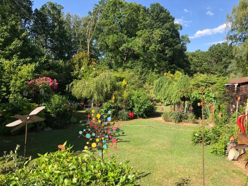 Un Jardin En Foret — hotel in Samois-Sur-Seine