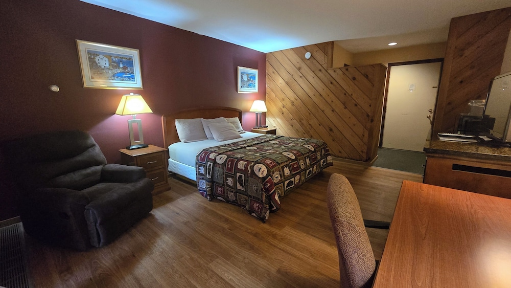 Timber Inn - photo 8