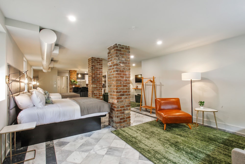 The Present Hotel - photo 106