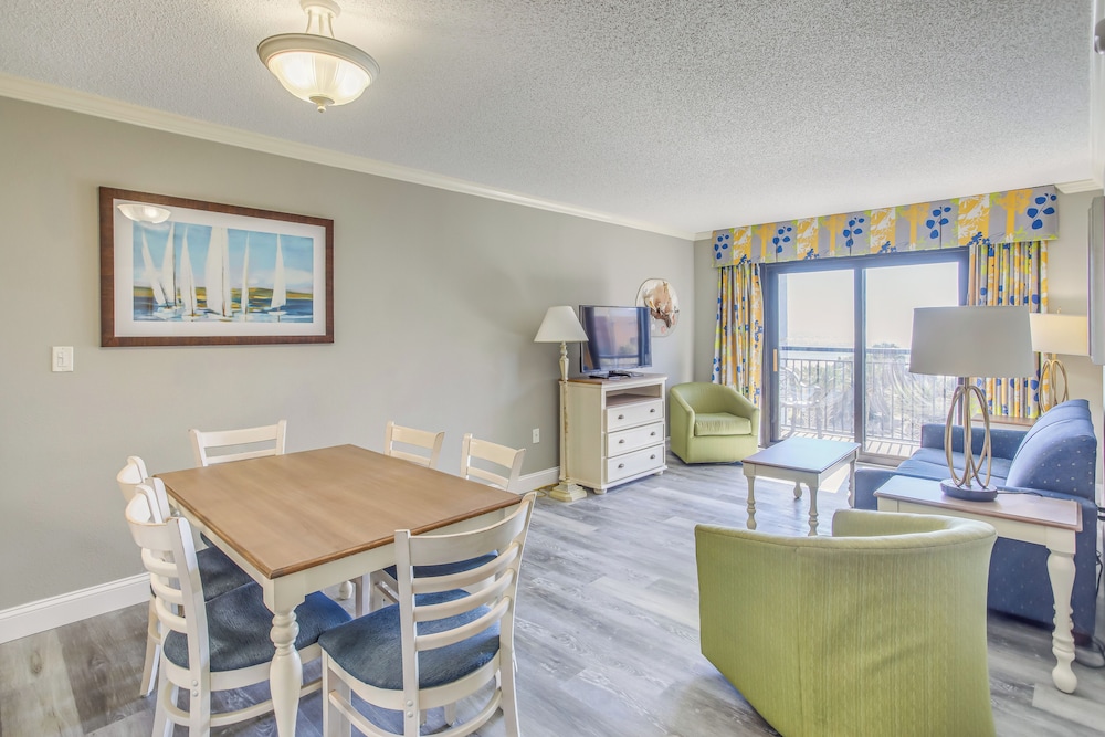 Access to Pool Beach Ocean View Myrtle Beach Apt — 4-Star Luxury Hotel in Myrtle Beach, United States