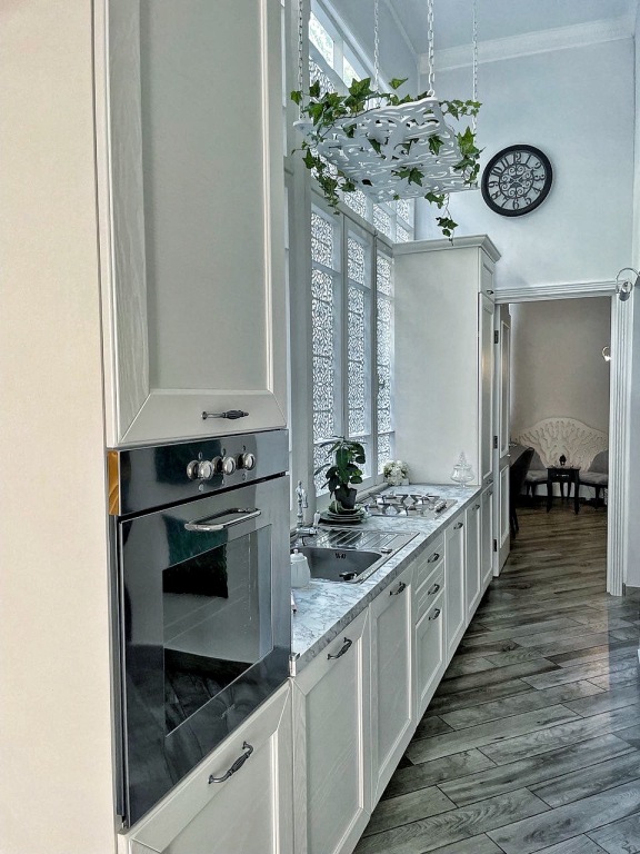 Anna Stevar brand apartment