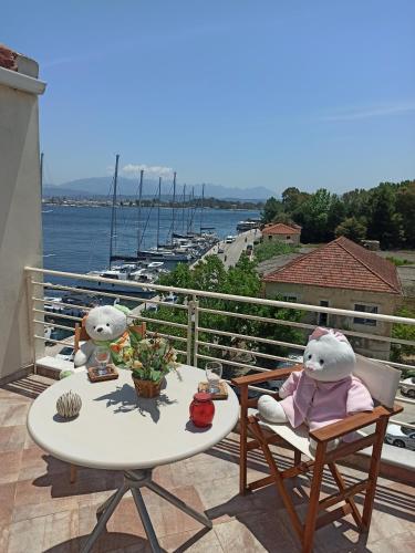 AB Preveza Apartments 15 Meters Over the Sea Attic & Alexander's the Great Executive Suite — 4-Star Luxury Hotel in Preveza, Greece