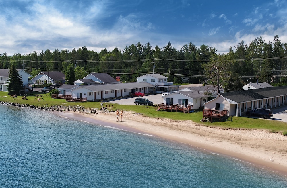 Bell's Melody Motel - featured photo