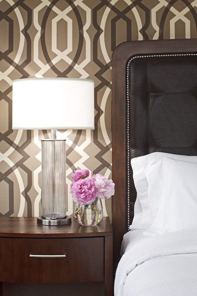 Hilton Alexandria Mark Center - photo 10
