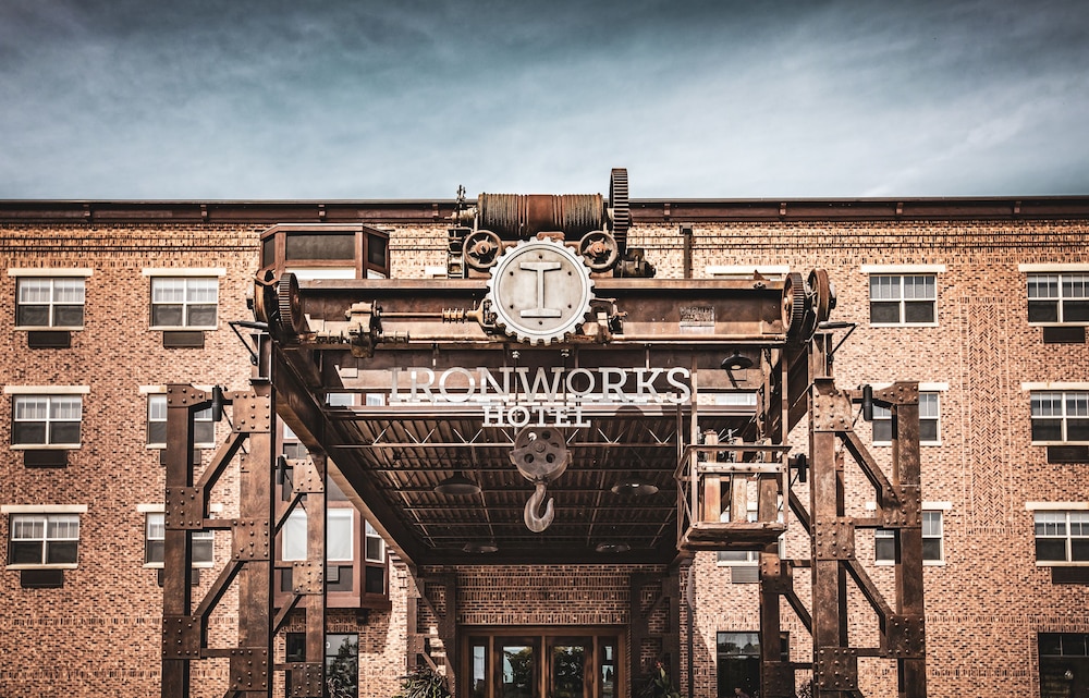 Ironworks Hotel - photo 51