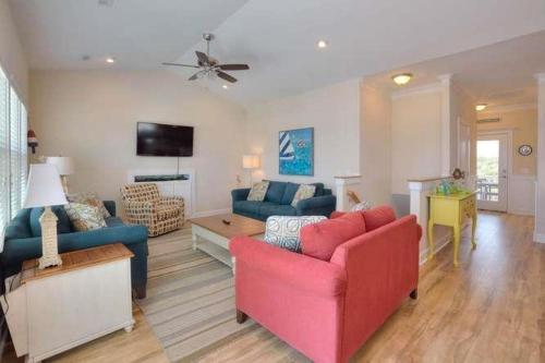 1 Coastal Escape - photo 4