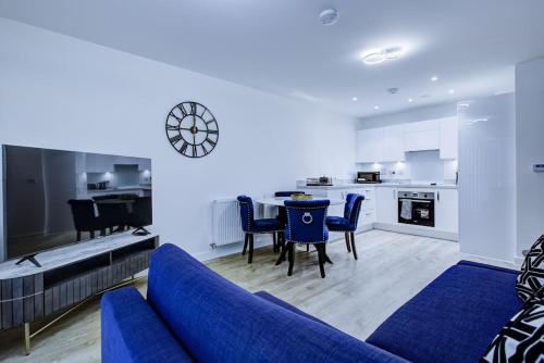 Brand New apartment next to Lakeside Shopping mall Essex — 4-Star Luxury Hotel in West Thurrock, United Kingdom