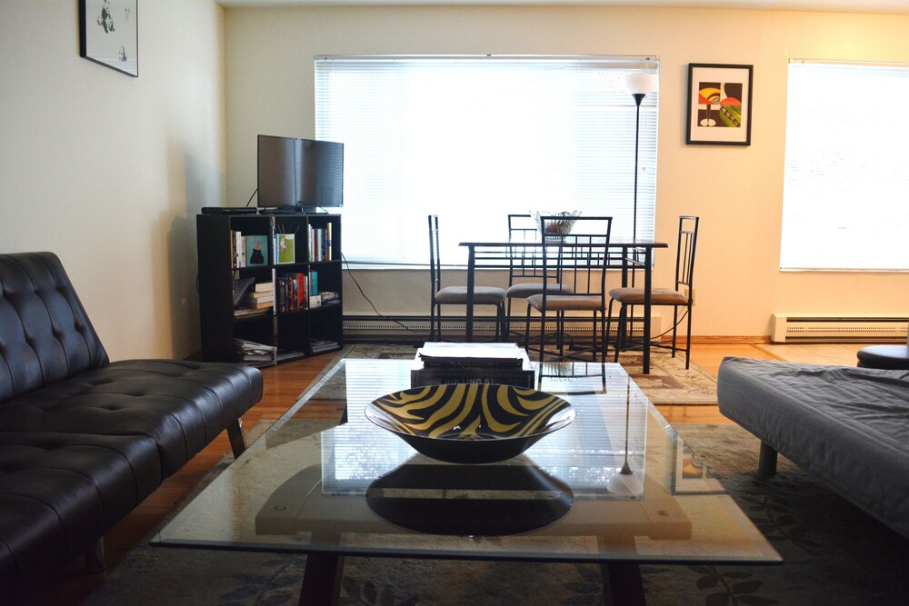 Sunny Westlake Suites by Metro - photo 29