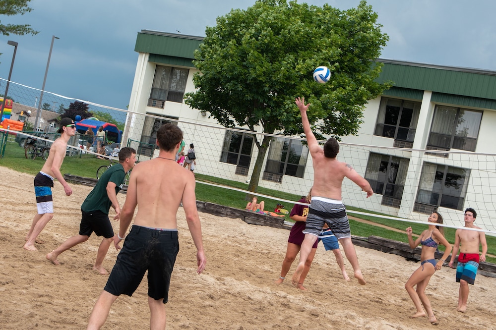Tawas Bay Beach Resort - photo 42