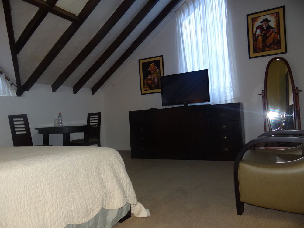 Quinta Carlota — Quito — photo 4