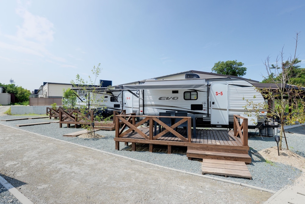 Spa Franping Village Omuta Caravan park — hotel in Omuta