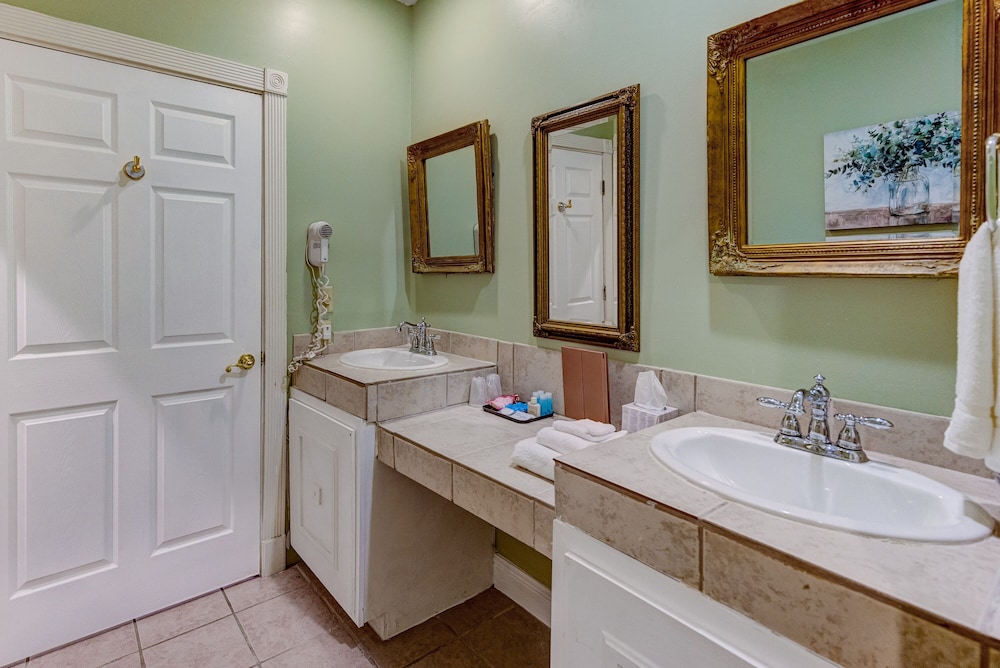 The Inn at Cedar Grove - photo 90