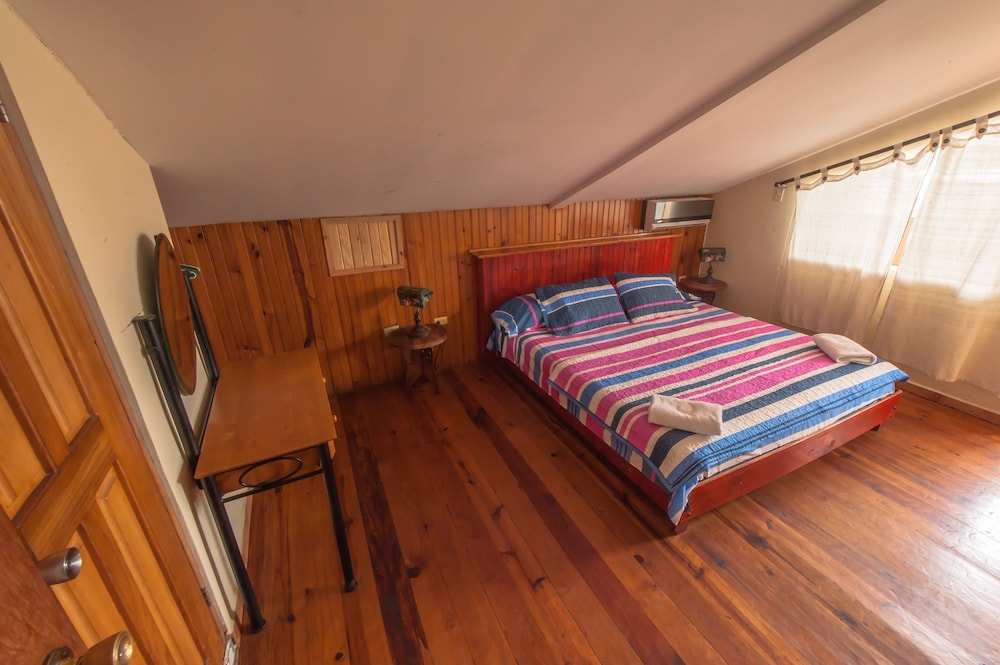 Hotel Posada Los Delfines — Bocas Del Toro — photo 2